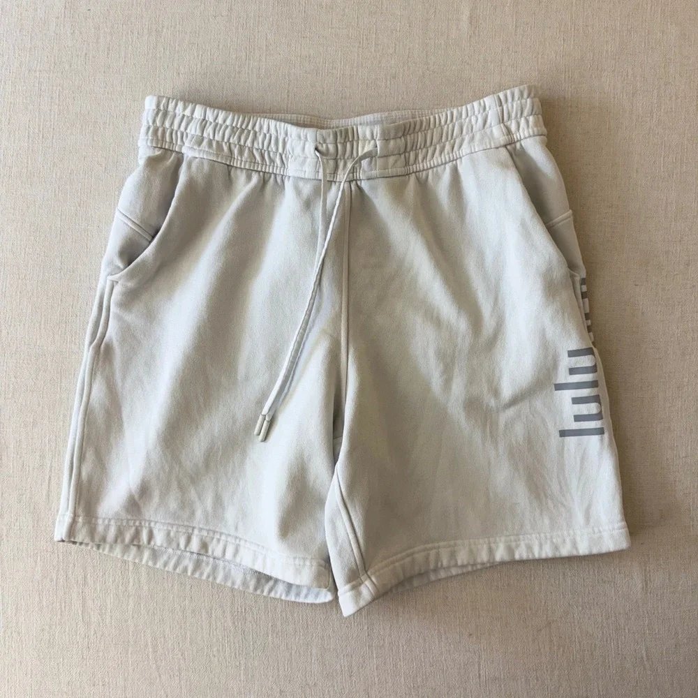 Lululemon Loungeful High-Rise Shorts Womens Size 8 Bone White Fleece